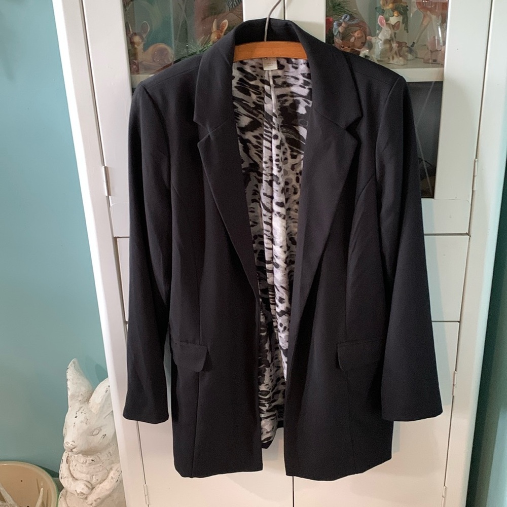 Christopher & Banks sz S open front Black Blazer with Animal Print Lining euc